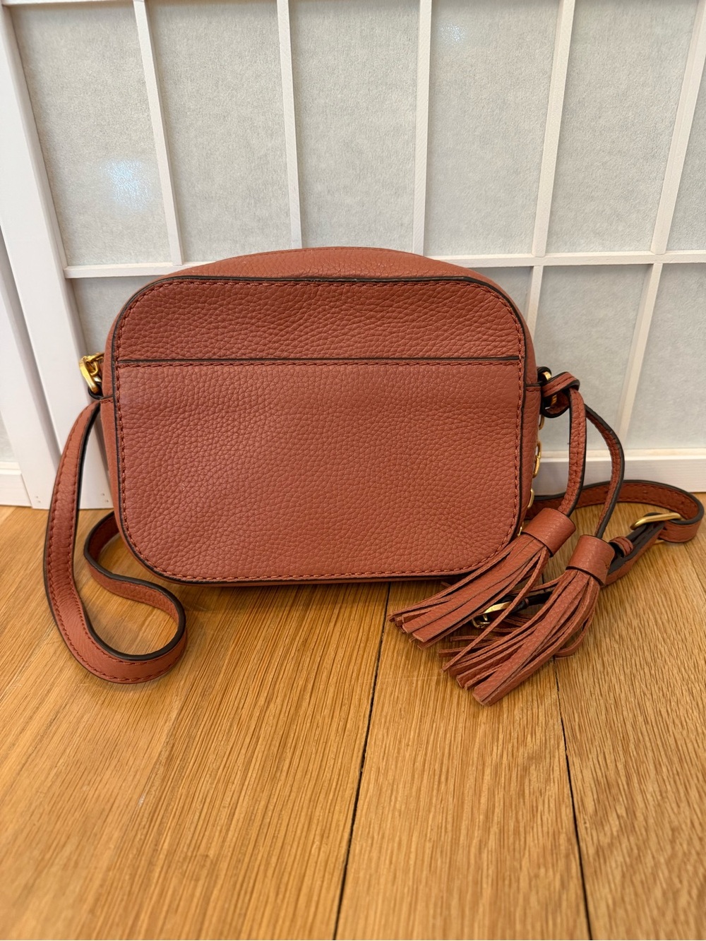 Tory Burch Pebbled Leather Crossbody Camera Bag in Rust Brown - Picture 2 of 2